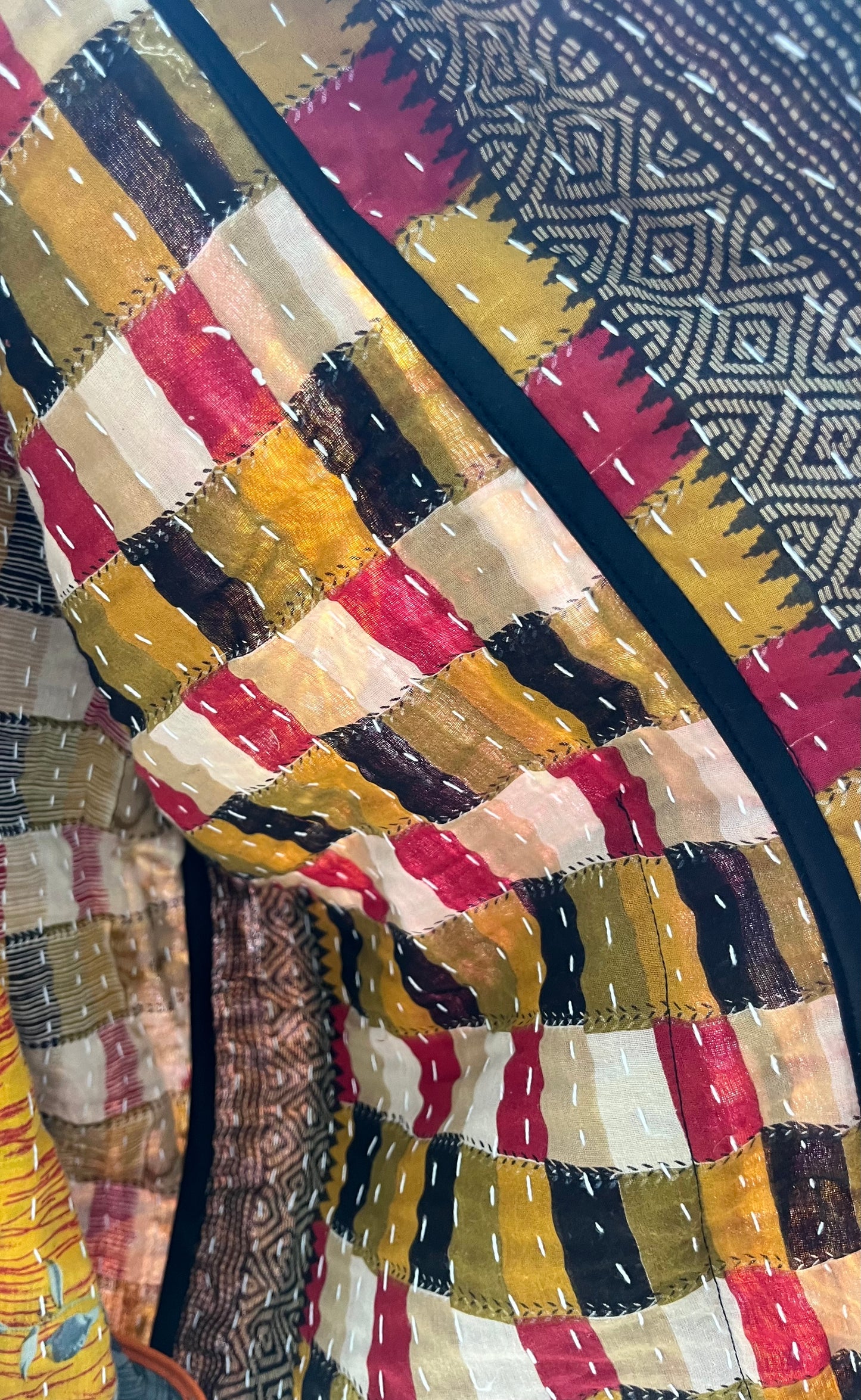Kantha Jakke Evita