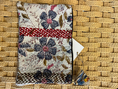 Kantha clutch