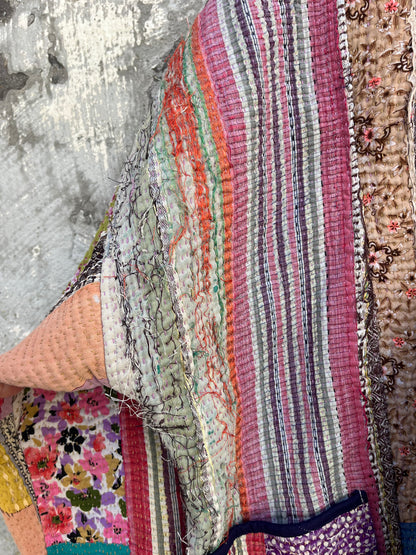 Kantha Jakke Lola