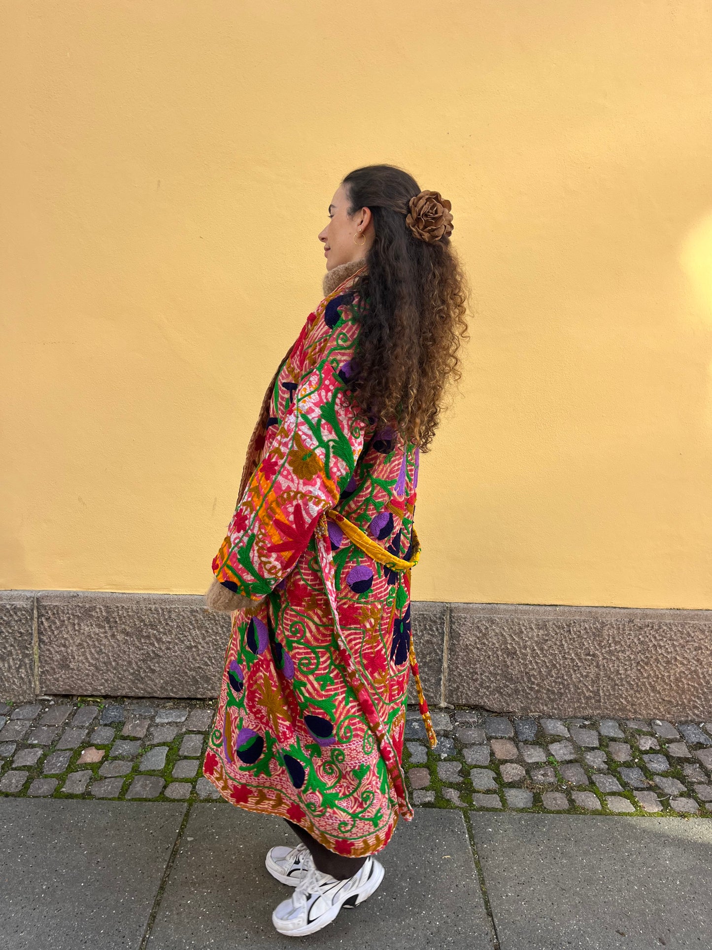 Kantha Jakke, Suzani