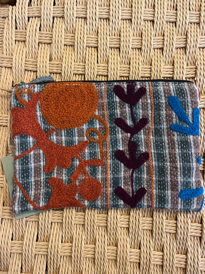 Kantha clutch suzani