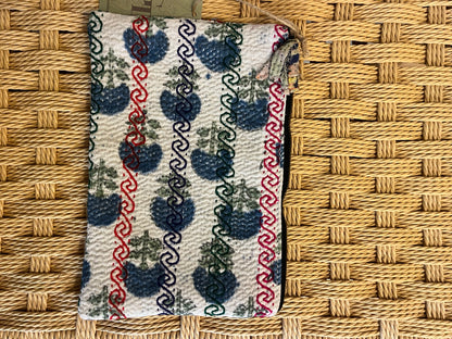 Kantha clutch