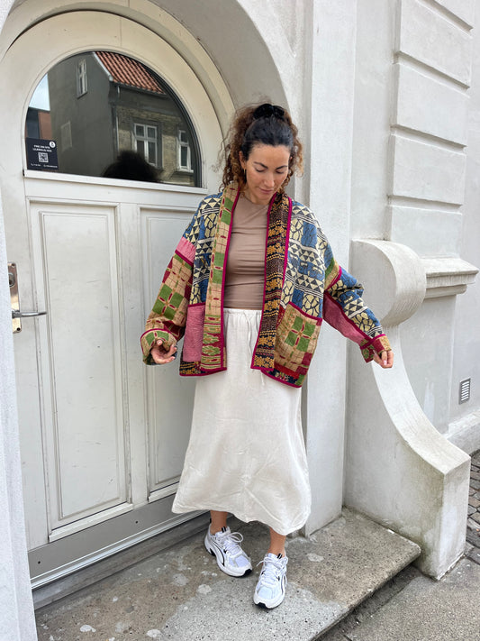 Kantha Jakke Maya