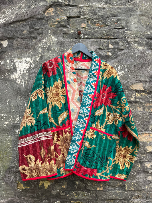Kantha Jakke Mowita