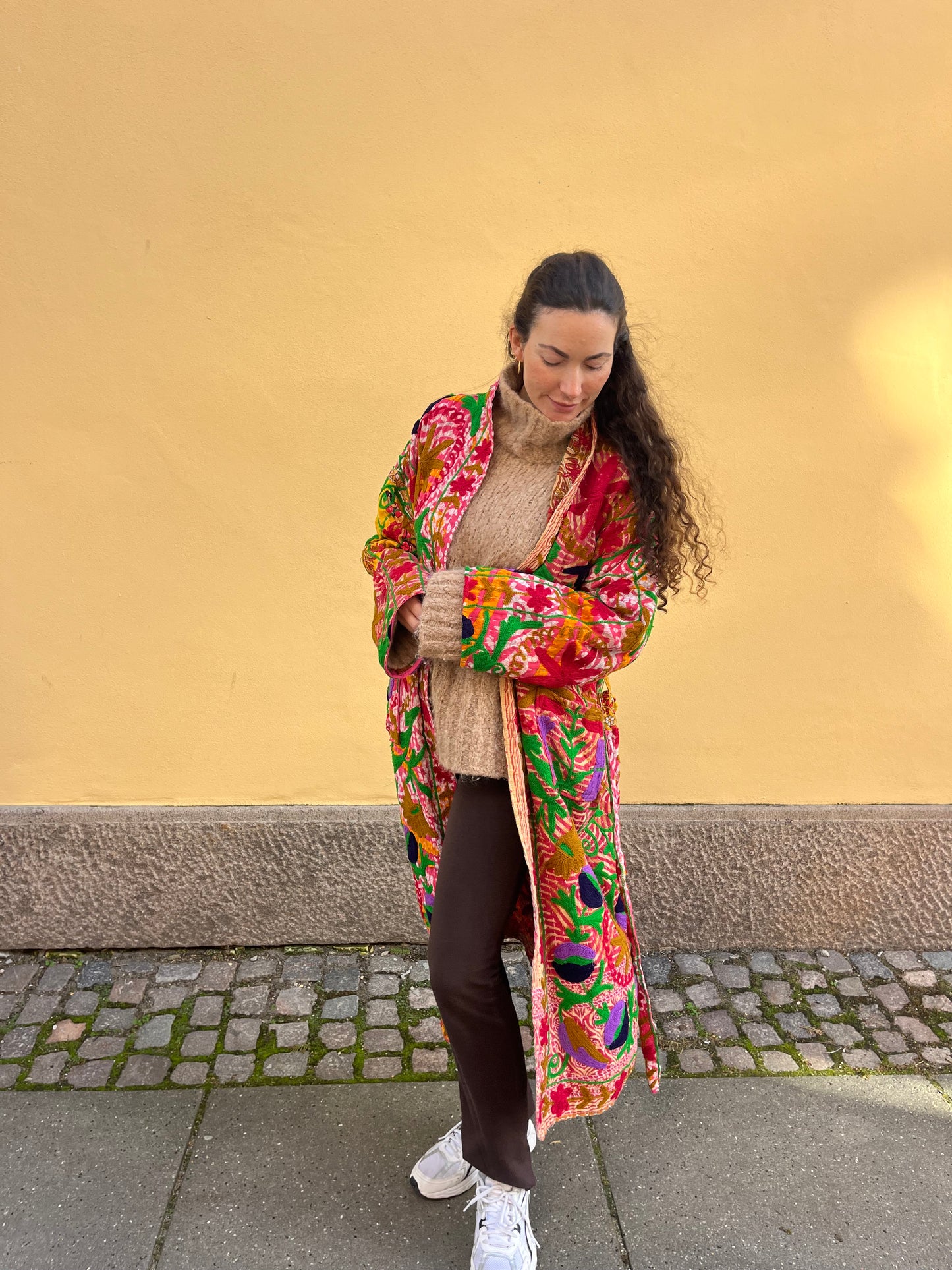 Kantha Jakke, Suzani