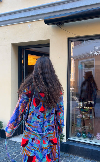 Kantha Jakke, Suzani