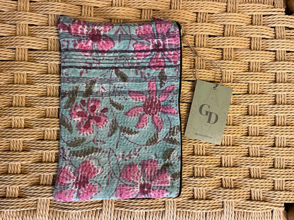 Kantha clutch